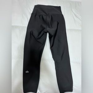 Alo 21” leggings in black
